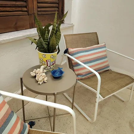 B-twenty7 Apartman *